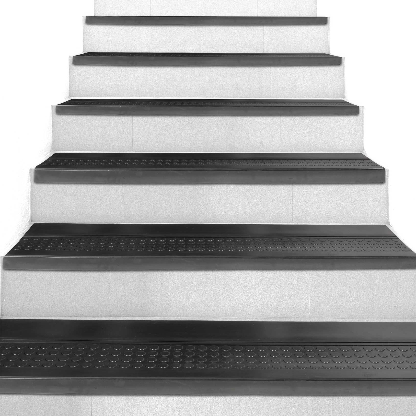 Gummi Stufenmatte mit Kantenschutz Noppen Schwarz Gummimatte Treppen außen – 60x30x4cm