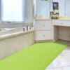 BM06-065_15 Badematte Uni Apfelgrün 50cmx100cm – Ansicht 6